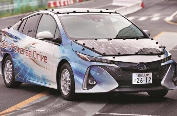 Toyota güneş enerjili araba